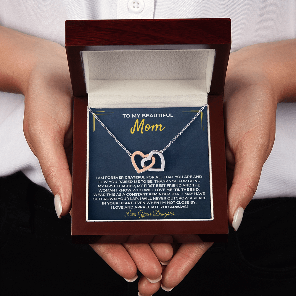 Keepsake-necklace-for-mom-from-loving-daughter