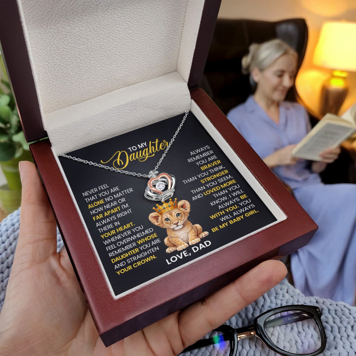 Luxury-Crown-Pendant-Necklace-for-daughter-with-LED-gift-box