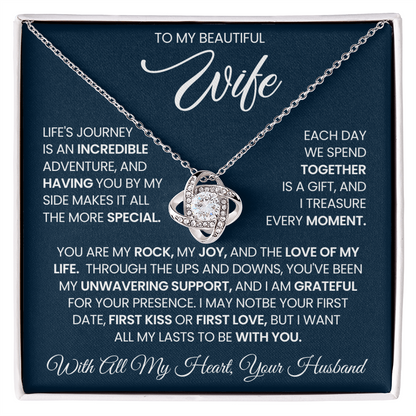 Meaningful-wife-necklace-with-romantic-message-card