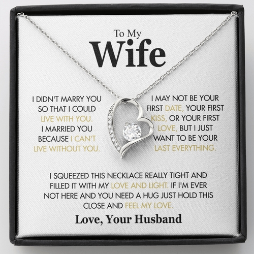 christmas-gift-for-wife-with-sparkling-heart-necklace 