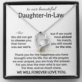 daughter-in-law-jewelry-gift-with-heartfelt-family-message 