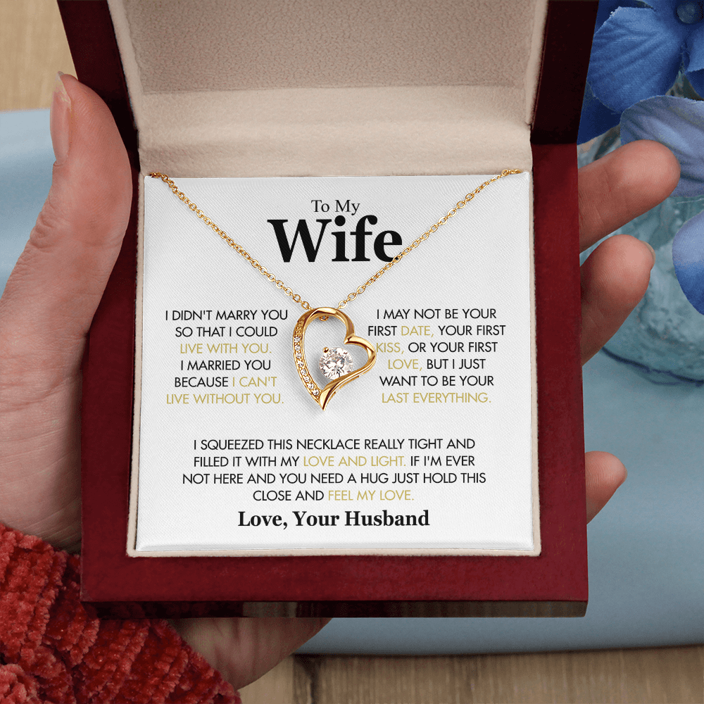 gift-ready-wife-necklace-with-romantic-message-card 