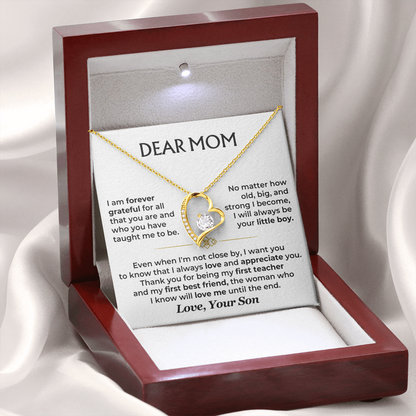 heart-necklace-for-mom-with-forever-love-design 