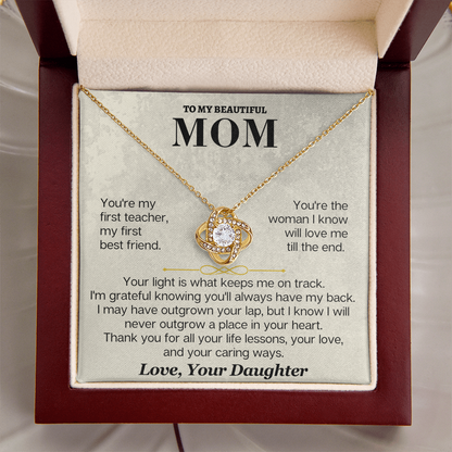 heartfelt-mom-necklace-with-message-card 