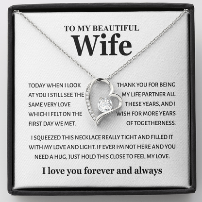 husband-to-wife-jewelry-gift-with-love-message 