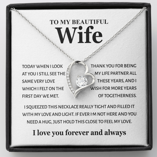 husband-to-wife-jewelry-gift-with-love-message 