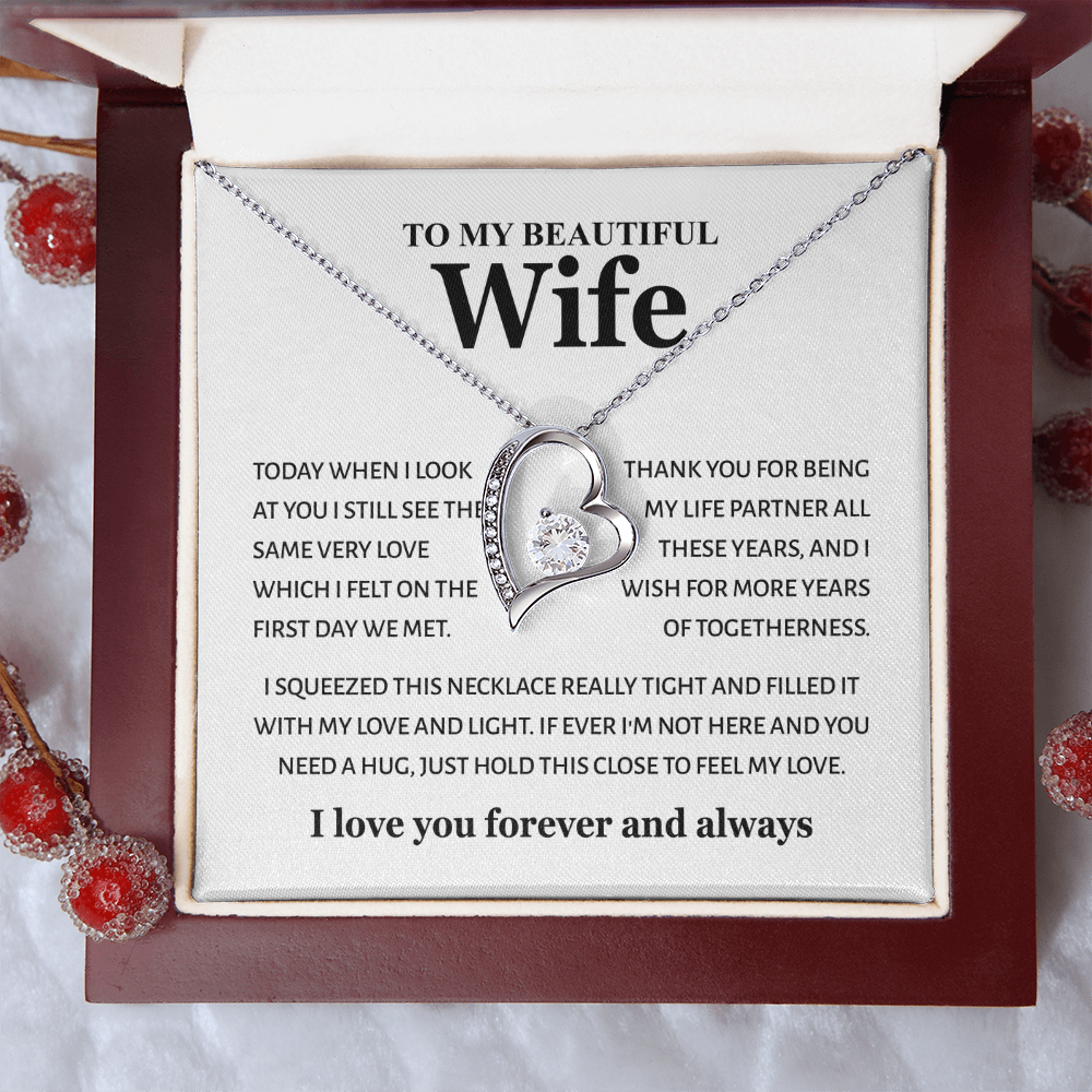 romantic-keepsake-for-wife-heart-pendant 