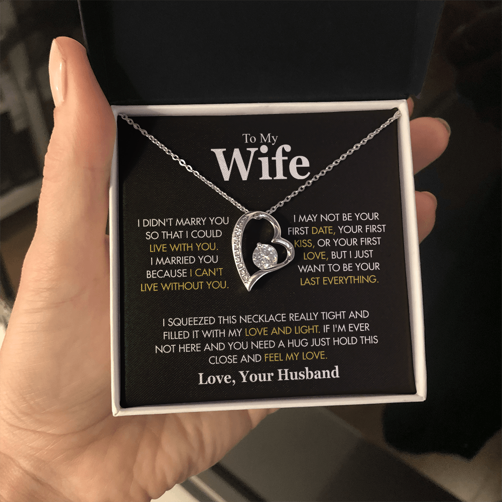 sentimental-wife-necklace-with-everlasting-love-message 